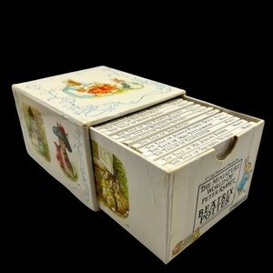 The Miniature World of Peter Rabbit 12-Copy Miniature Boxed Collection